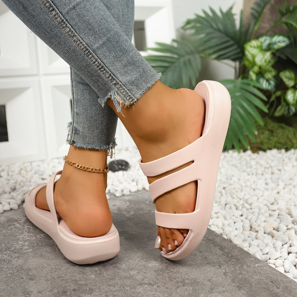 Biola | Bequeme Strap-Sandalen für Urlaub und Pooltage