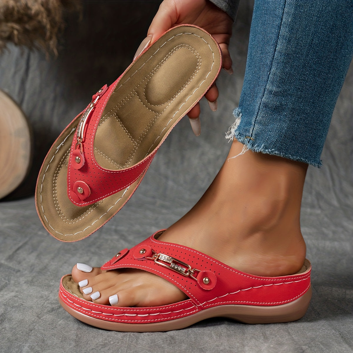 Nadcia | Modische Keilsandalen mit Fußgewölbe-Stütze