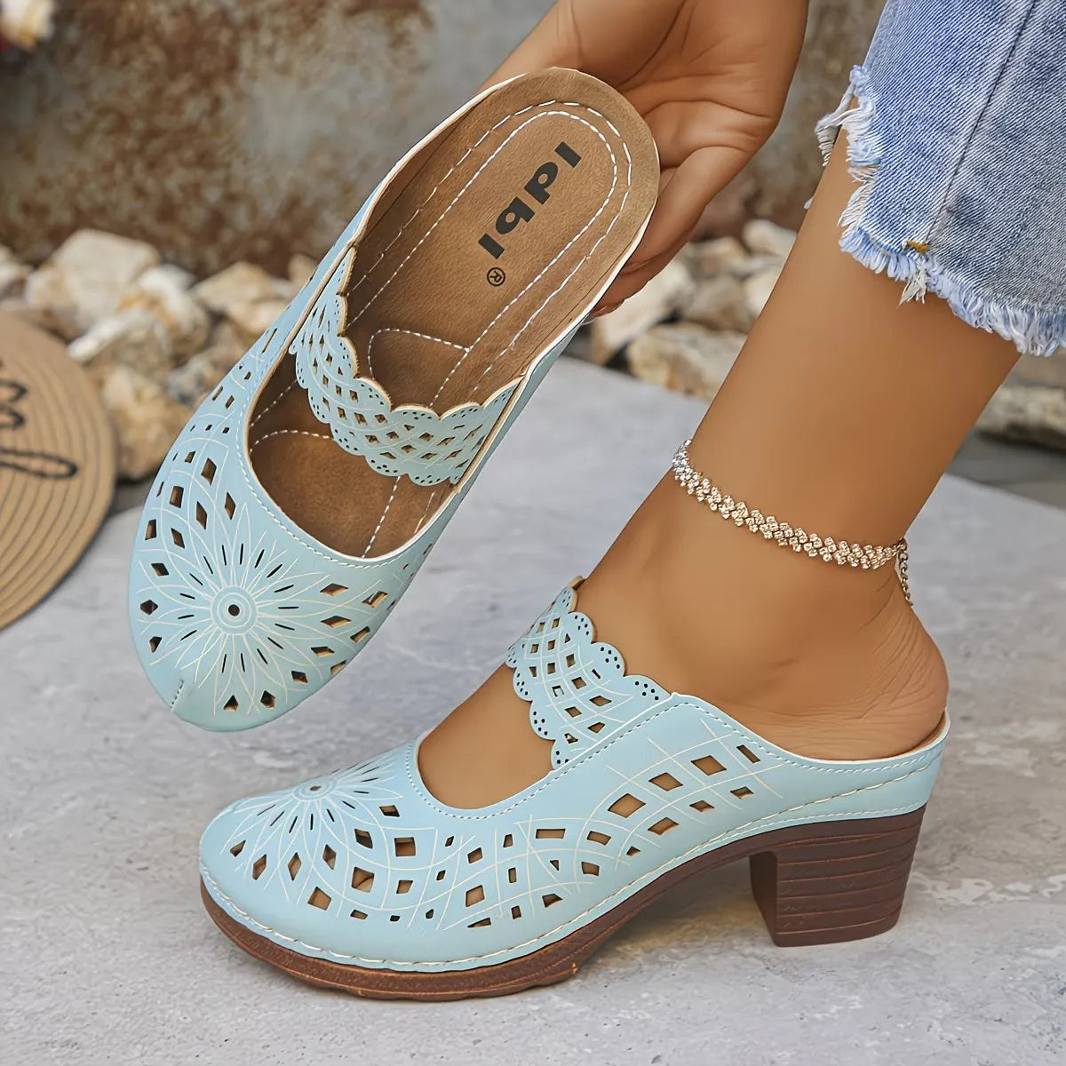Lunavelle | Atmungsaktive Komfortsandalen mit femininem Look