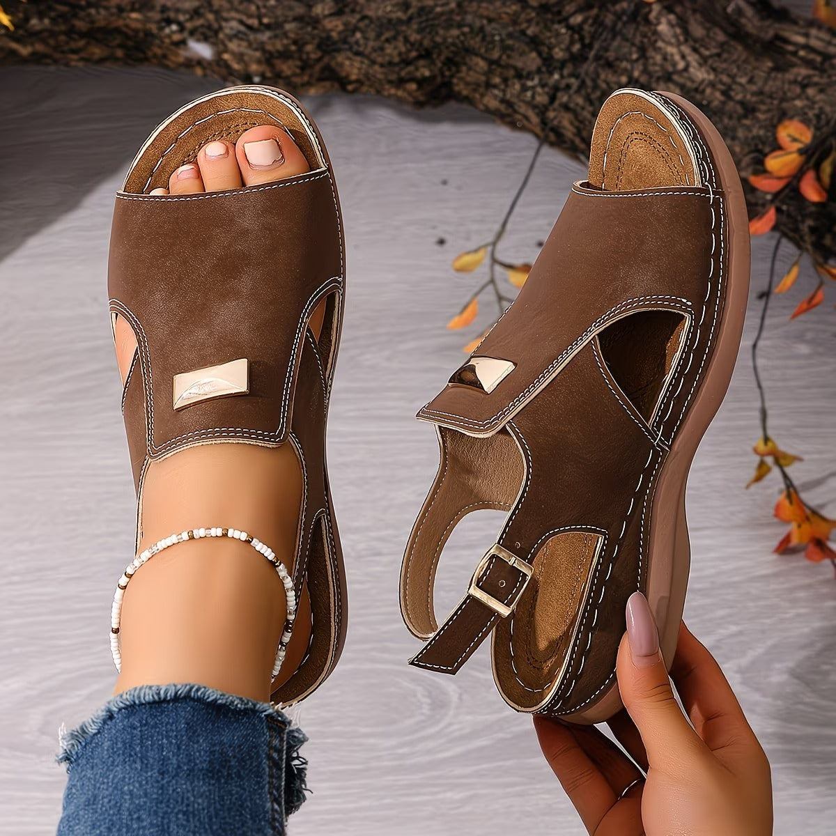 Konira | Bequeme Boho-Sandalen mit Goldakzent